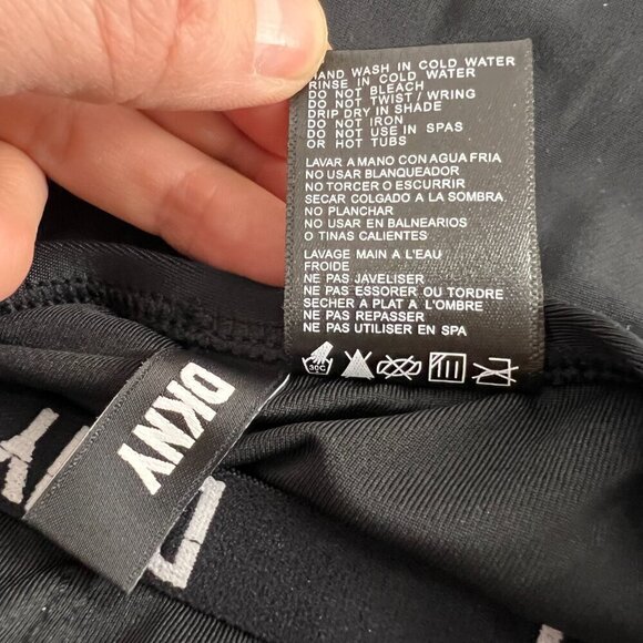 NWT DKNY Black One Piece Strap/Strapless Bandeau Maillot Swimsuit Sz XS - Picture 9 of 9